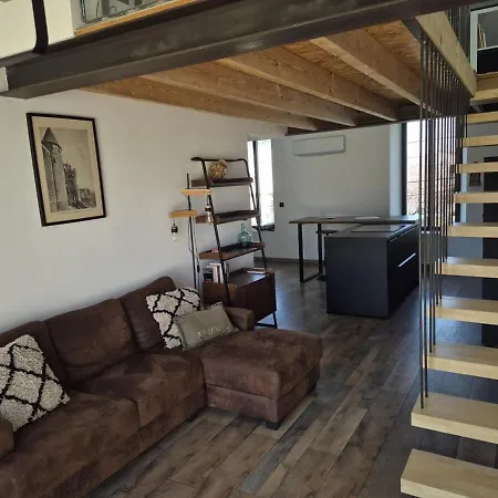 La Cuverie Apartment *